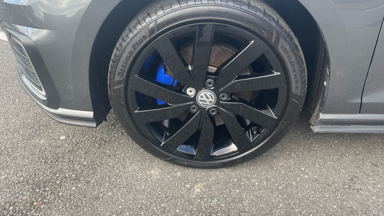 Volkswagen Golf 1.4 TSI GTE Advance 5dr DSG Hatchback